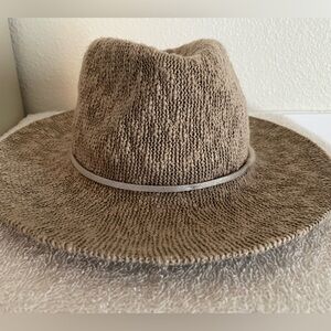 Packable Hat Woven Cotton Blend Taupe/Light Brown NWOT new!